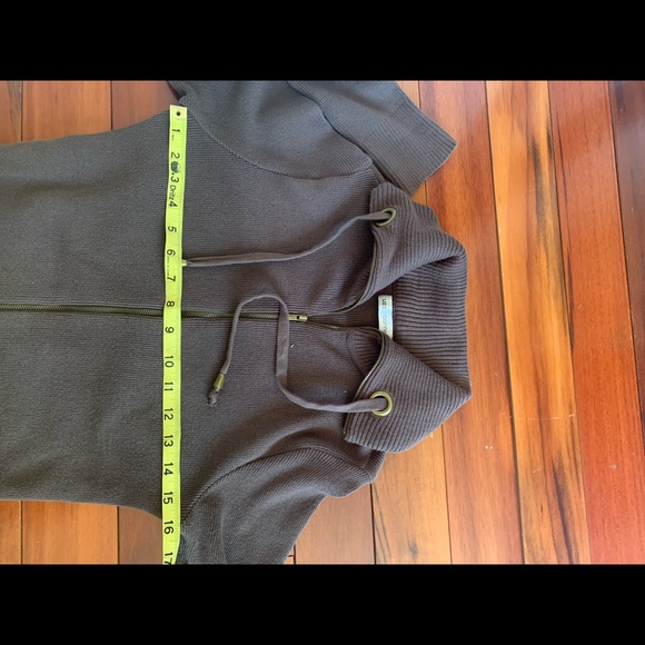Liz Claiborne brown cardigan sweater in size Small - Picture 15 of 16